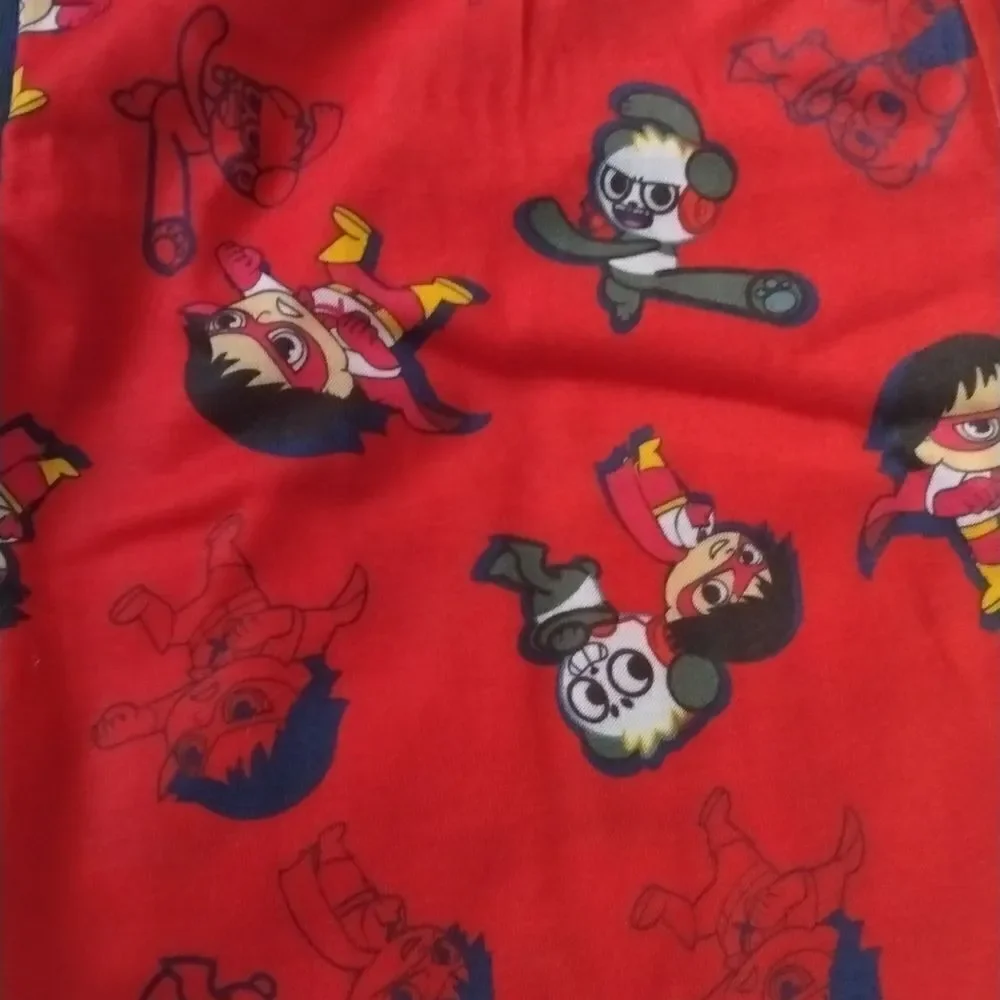 NWT 3pc Ryan's World PJ Set Sz8